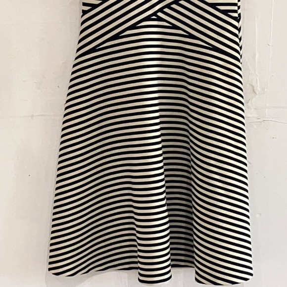 Black and white Y2K fit and flare - Picture 8 of 12